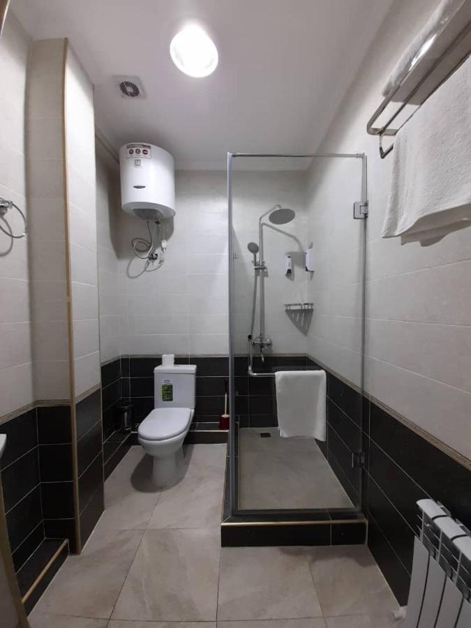 Nomad Hotel Bishkek Halal Екстер'єр фото